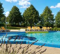 Victor's Residenz-Hotel Teistungenburg Pool