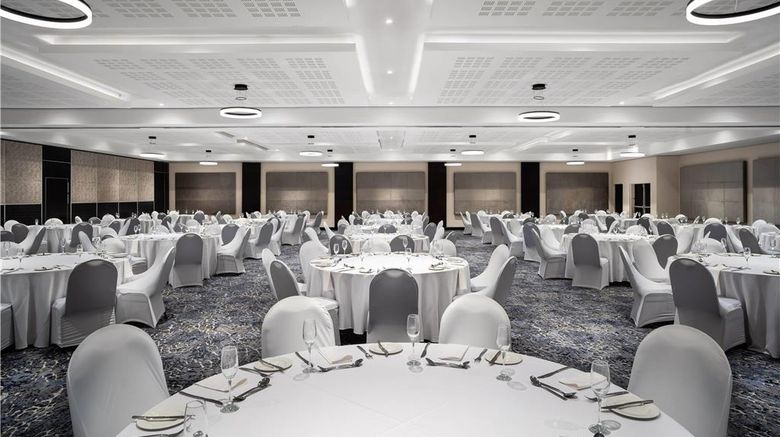 <b>Premier Hotel Umhlanga Restaurant</b>. Images powered by <a href="https://iceportal.shijigroup.com/" title="IcePortal" target="_blank">IcePortal</a>.