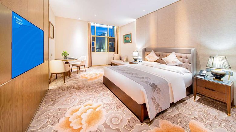 <b>Wyndham Shiyan Downtown Suite</b>. Images powered by <a href="https://iceportal.shijigroup.com/" title="IcePortal" target="_blank">IcePortal</a>.