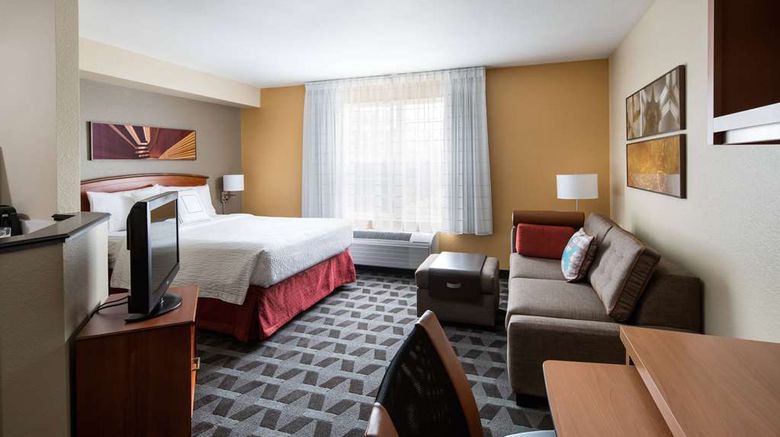 <b>Sonesta Simply Suites Seattle Renton Suite</b>. Images powered by <a href="https://iceportal.shijigroup.com/" title="IcePortal" target="_blank">IcePortal</a>.