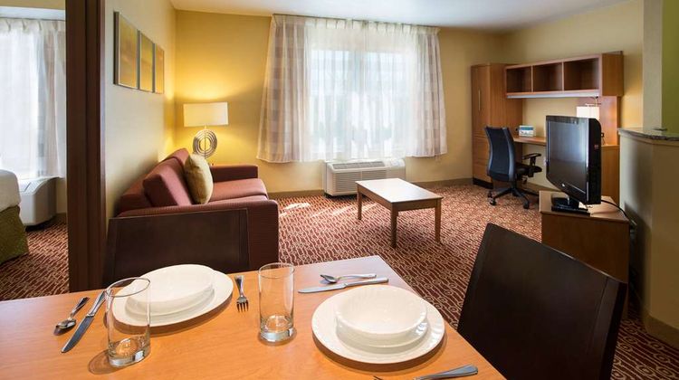 Sonesta Simply Suites Phoenix Scottsdale Suite
