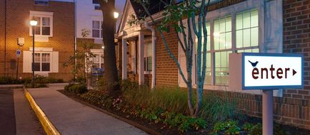 Sonesta Simply Suites Falls Church Exterior