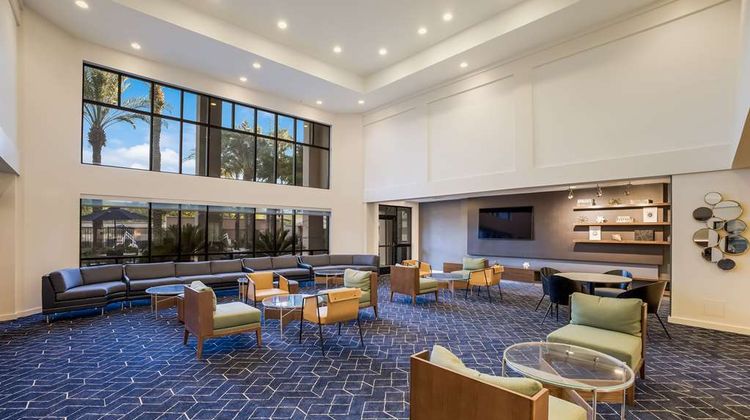 Sonesta Select Phoenix Chandler Lobby