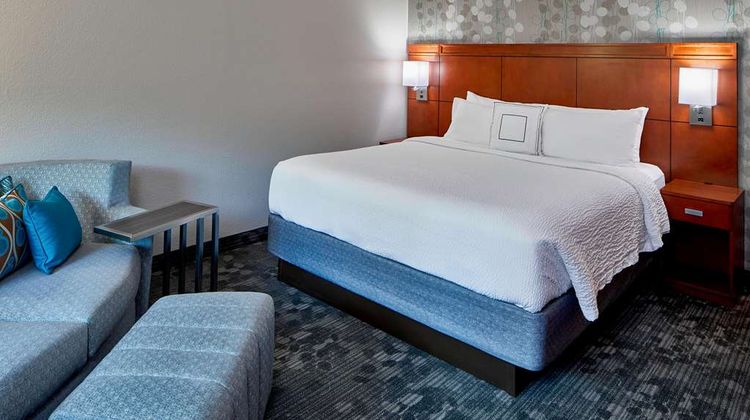 Sonesta Select Raleigh Durham Airport Room