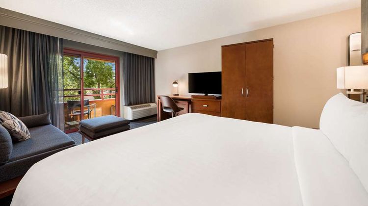 Sonesta Select San Jose Airport Room