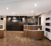 Sonesta Select San Jose Airport Lobby