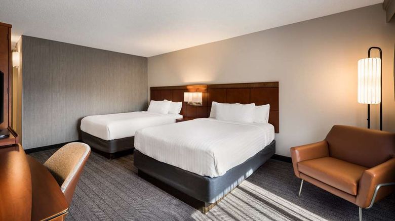 Sonesta Select San Jose Airport Exterior. Images powered by <a href="https://iceportal.shijigroup.com" target="_blank" rel="noopener">Ice Portal</a>.