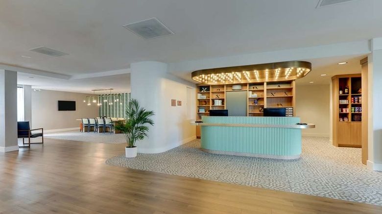 <b>Sonesta Select Scottsdale at Mayo Clinic Lobby</b>. Images powered by <a href="https://iceportal.shijigroup.com/" title="IcePortal" target="_blank">IcePortal</a>.