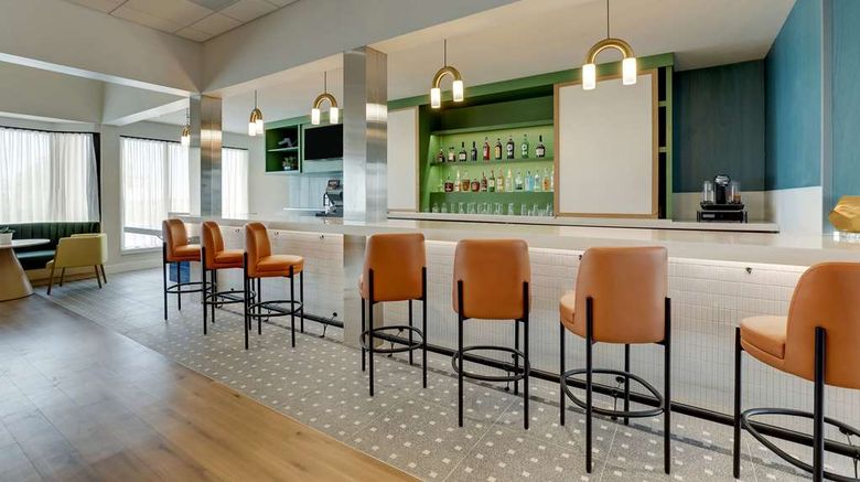 <b>Sonesta Select Scottsdale at Mayo Clinic Restaurant</b>. Images powered by <a href="https://iceportal.shijigroup.com/" title="IcePortal" target="_blank">IcePortal</a>.
