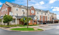 Sonesta Simply Suites Detroit Novi
