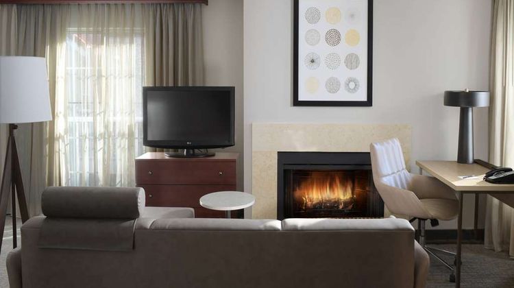 Sonesta ES Suites Albuquerque Suite