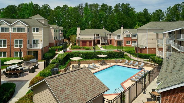 <b>Sonesta ES Suites Atlanta Alpharetta Windward Exterior</b>. Images powered by <a href="https://iceportal.shijigroup.com/" title="IcePortal" target="_blank">IcePortal</a>.