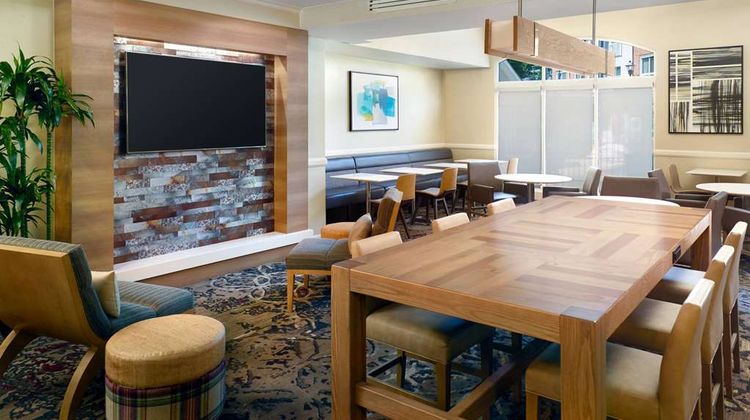 Sonesta ES Suites Atlanta Alpharetta Windward Lobby