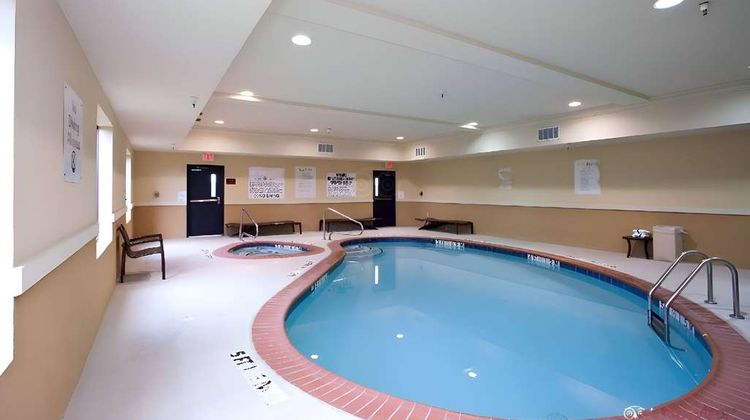 Comfort Inn & Suites Pool