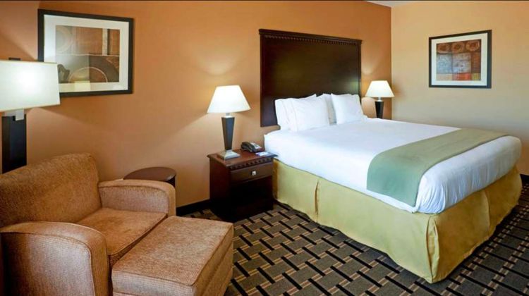 Comfort Inn & Suites Room