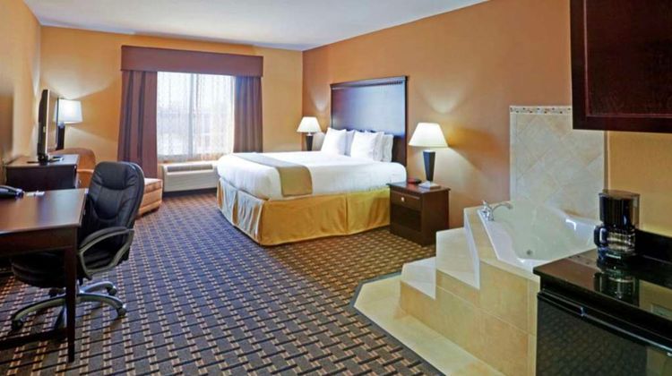 Comfort Inn & Suites Suite