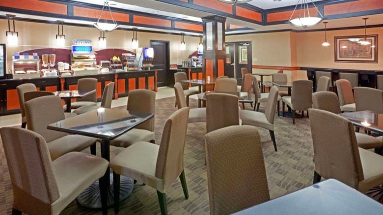<b>Comfort Inn & Suites Restaurant</b>. Images powered by <a href="https://iceportal.shijigroup.com/" title="IcePortal" target="_blank">IcePortal</a>.