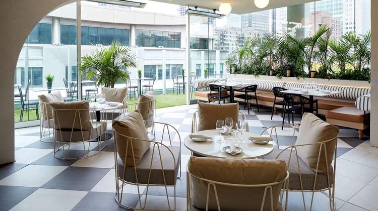 Hampton by Hilton Montreal Downtown Restaurant
