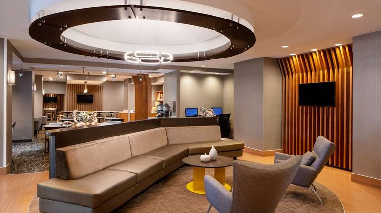 <b>Sonesta Select Nashville Airport Suites Lobby</b>. Images powered by <a href="https://iceportal.shijigroup.com/" title="IcePortal" target="_blank">IcePortal</a>.