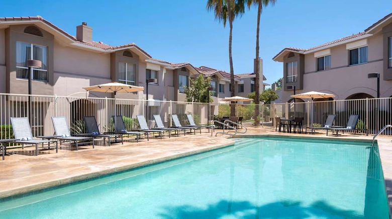 <b>Sonesta ES Suites Tempe Pool</b>. Images powered by <a href="https://iceportal.shijigroup.com/" title="IcePortal" target="_blank">IcePortal</a>.