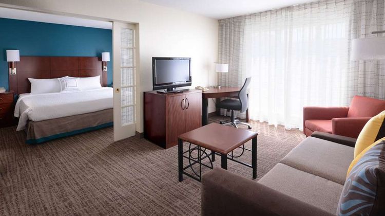 The Nora Apartments Suite