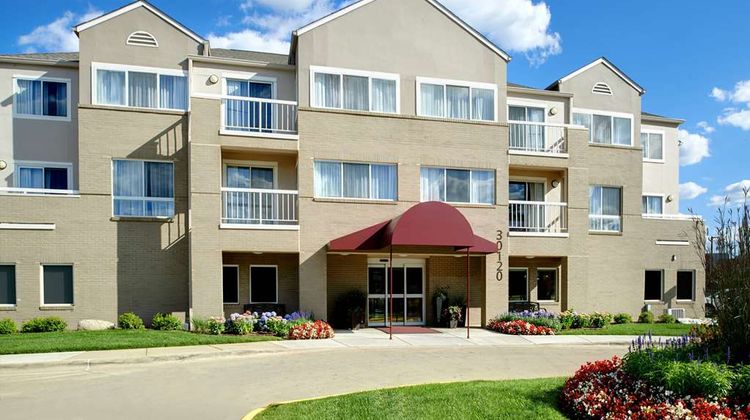 Sonesta ES Suites Detroit Warren Exterior