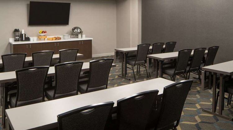 Sonesta ES Suites NO Convention Center Meeting