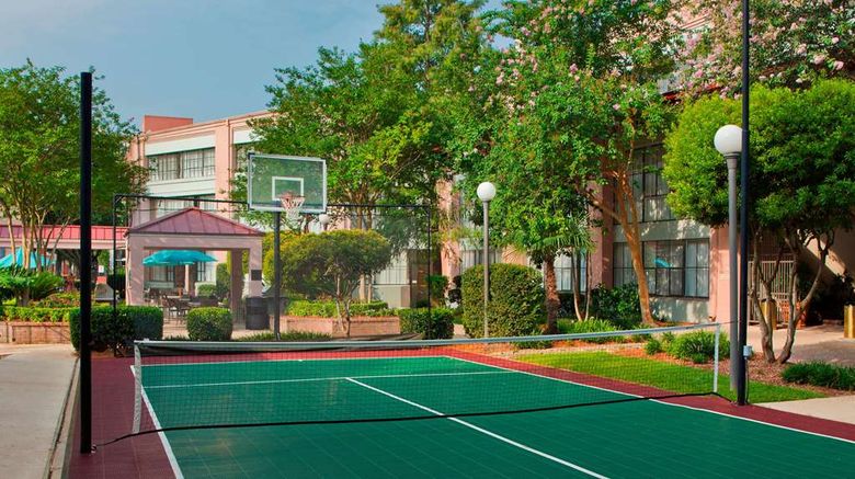 <b>Sonesta ES Suites NO Convention Center Recreation</b>. Images powered by <a href="https://iceportal.shijigroup.com/" title="IcePortal" target="_blank">IcePortal</a>.
