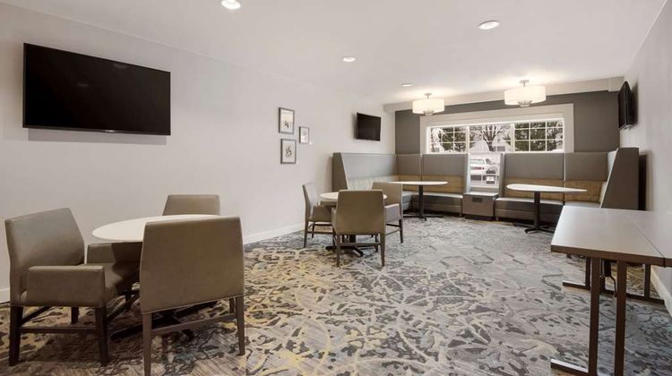 Sonesta ES Suites Reno Lobby
