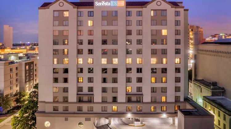 Sonesta ES Suites Downtown Alamo Plaza Exterior