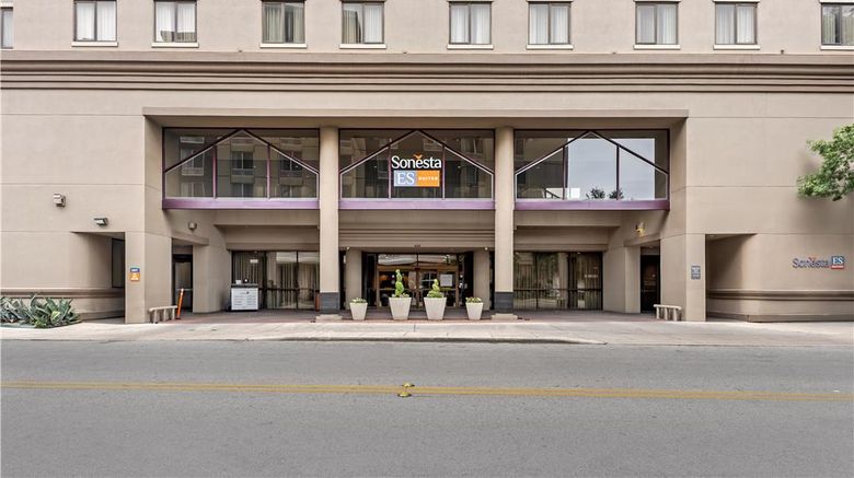 Sonesta ES Suites Downtown Alamo Plaza Exterior. Images powered by <a href="https://iceportal.shijigroup.com" target="_blank" rel="noopener">Ice Portal</a>.
