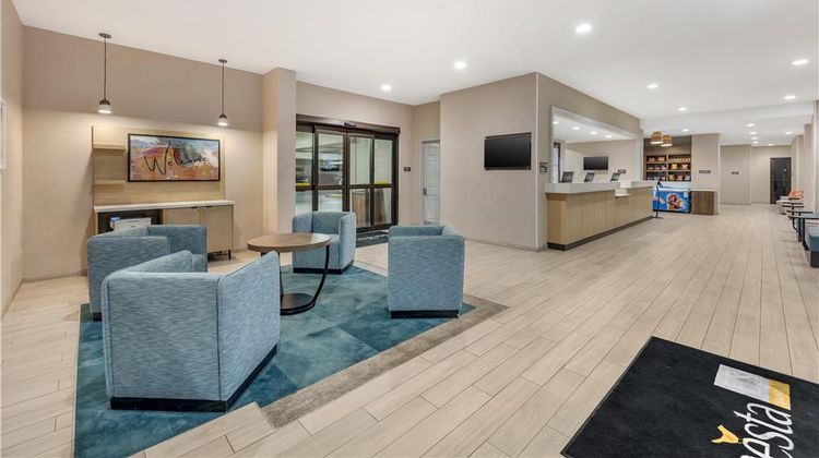 Sonesta ES Suites Downtown Alamo Plaza Lobby