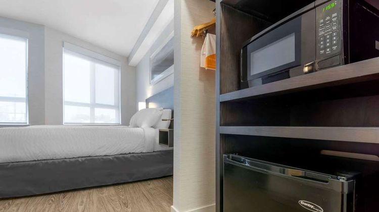 Quality Inn Room