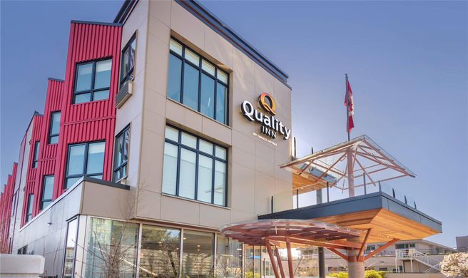 Quality Inn Exterior