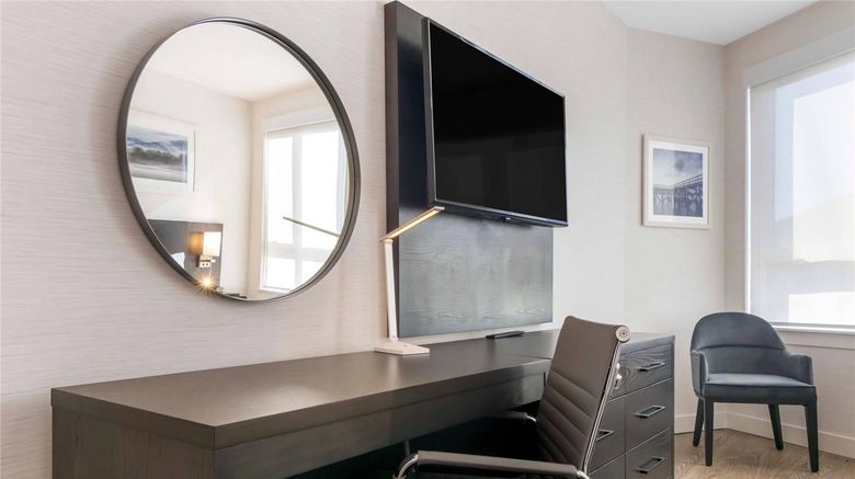<b>Quality Inn Room</b>. Images powered by <a href="https://iceportal.shijigroup.com/" title="IcePortal" target="_blank">IcePortal</a>.