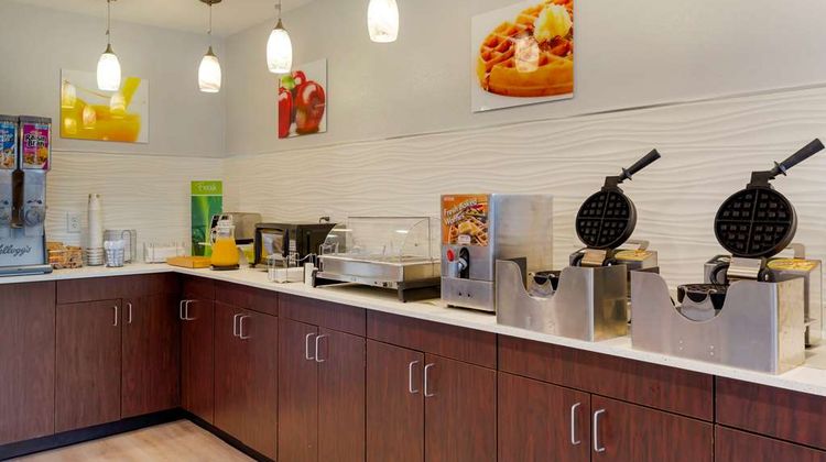 Quality Inn Lee/Berkshires/Outlet Area Restaurant