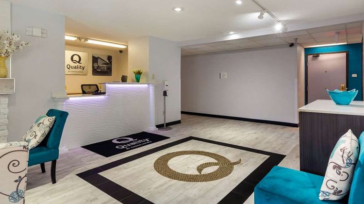 Quality Inn Lee/Berkshires/Outlet Area Lobby
