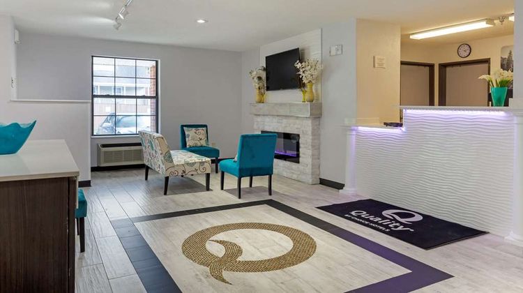 Quality Inn Lee/Berkshires/Outlet Area Lobby