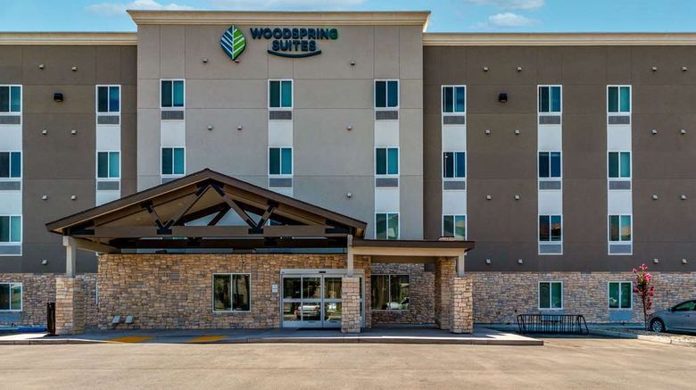 <b>WoodSpring Suites Bakersfield Airport Exterior</b>. Images powered by <a href="https://iceportal.shijigroup.com/" title="IcePortal" target="_blank">IcePortal</a>.