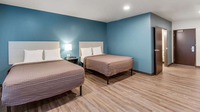 <b>WoodSpring Suites Bakersfield Airport Room</b>. Images powered by <a href="https://iceportal.shijigroup.com/" title="IcePortal" target="_blank">IcePortal</a>.