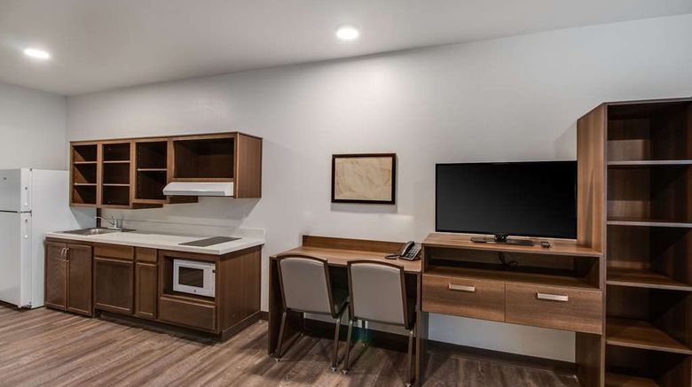 <b>WoodSpring Suites Bakersfield Airport Room</b>. Images powered by <a href="https://iceportal.shijigroup.com/" title="IcePortal" target="_blank">IcePortal</a>.