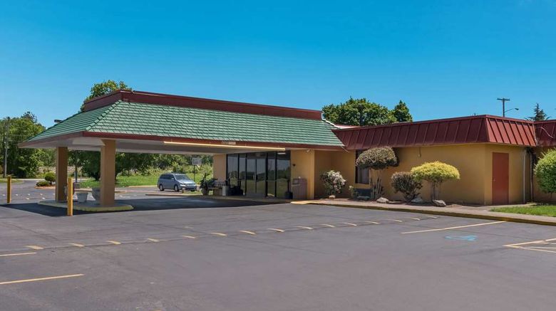 <b>Econo Lodge High Point Exterior</b>. Images powered by <a href="https://iceportal.shijigroup.com/" title="IcePortal" target="_blank">IcePortal</a>.