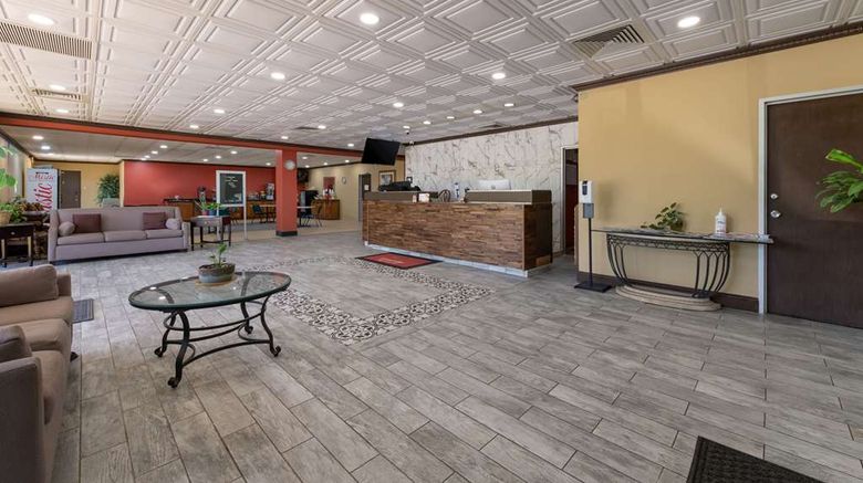 <b>Econo Lodge High Point Lobby</b>. Images powered by <a href="https://iceportal.shijigroup.com/" title="IcePortal" target="_blank">IcePortal</a>.