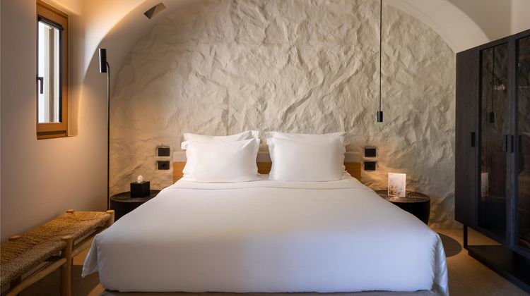 Radisson Blu Zaffron Resort Santorini Suite