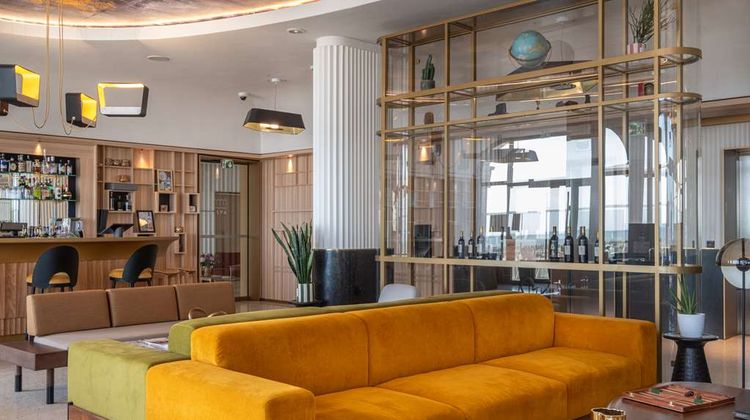 Radisson Blu Grand Hotel & Spa Lobby