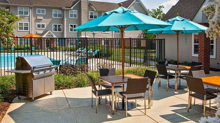 Sonesta ES Suites Baltimore BWI Airport Pool