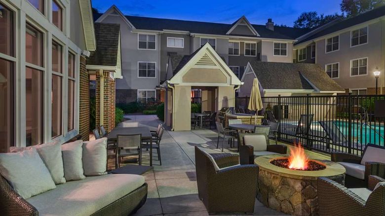 <b>Sonesta ES Suites Kennesaw Town Center Restaurant</b>. Images powered by <a href="https://iceportal.shijigroup.com/" title="IcePortal" target="_blank">IcePortal</a>.