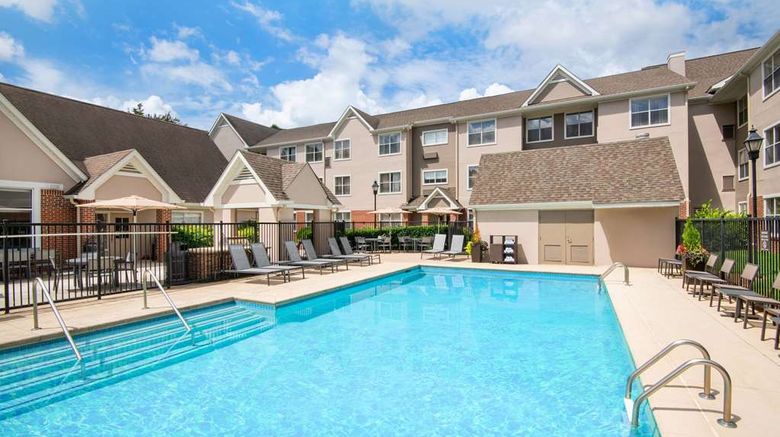 <b>Sonesta ES Suites Kennesaw Town Center Pool</b>. Images powered by <a href="https://iceportal.shijigroup.com/" title="IcePortal" target="_blank">IcePortal</a>.