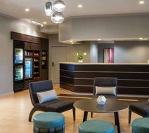 Sonesta ES Suites Fairfax Fair Lakes Lobby