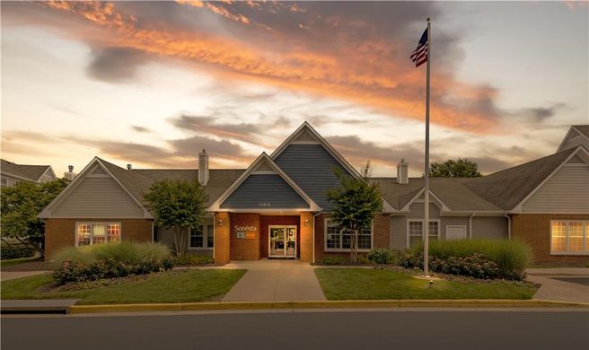 Sonesta ES Suites Fairfax Fair Lakes Exterior